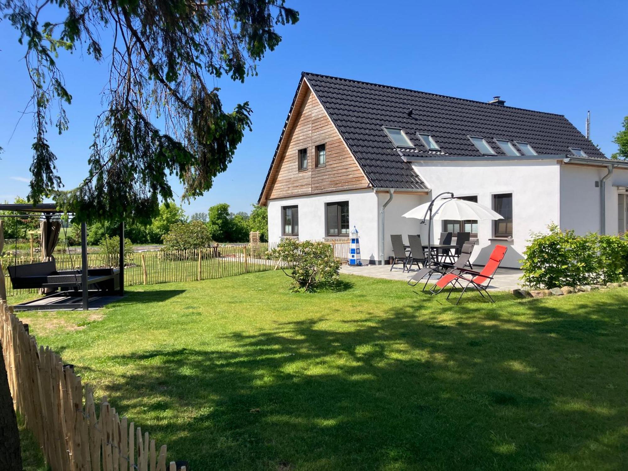 Grosse 4 Sterne Ferienwohnung Beim Boddenstrand Sundhagen-Niederhof Exterior foto